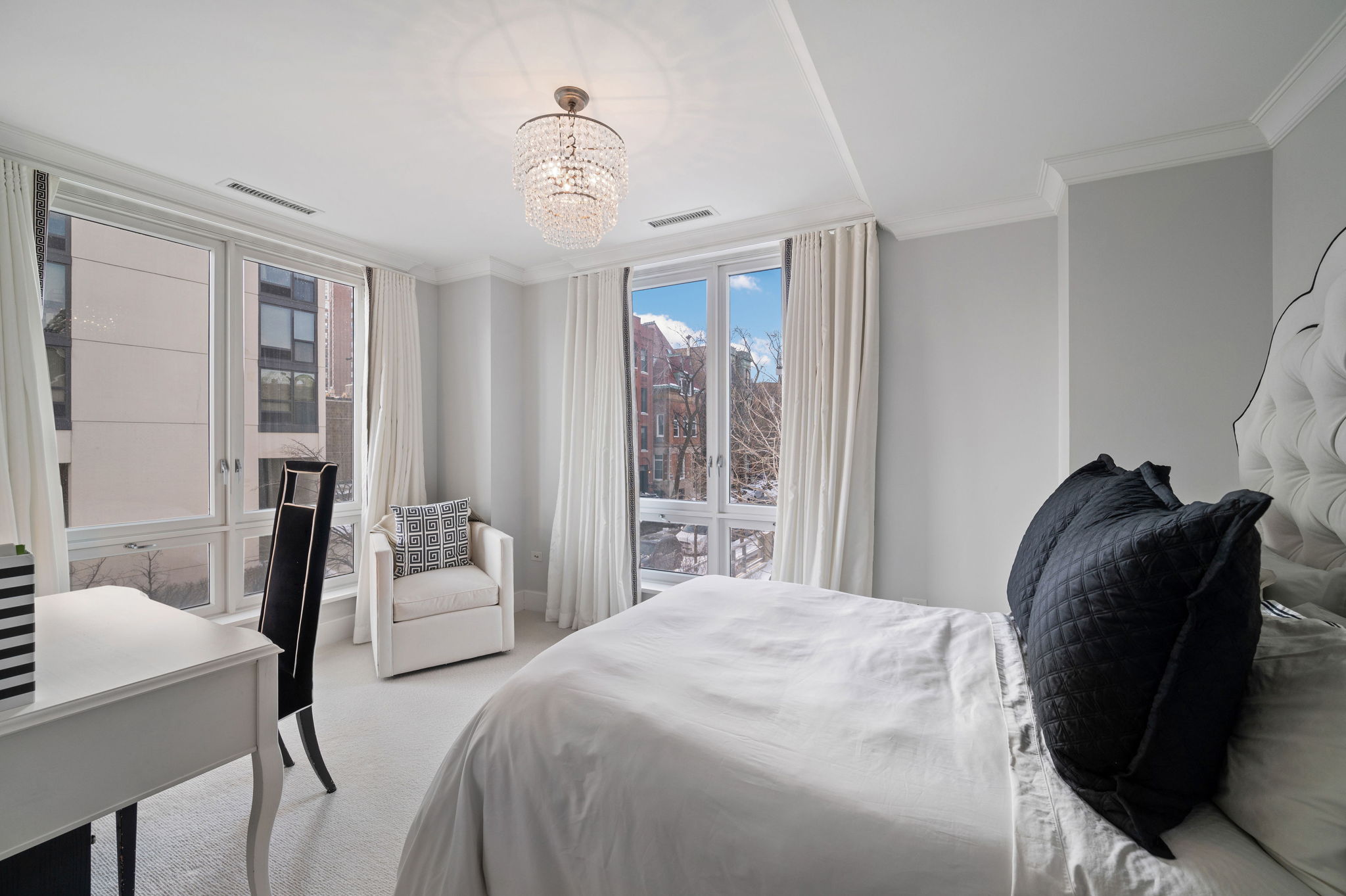 4 bedroom condos for sale chicago